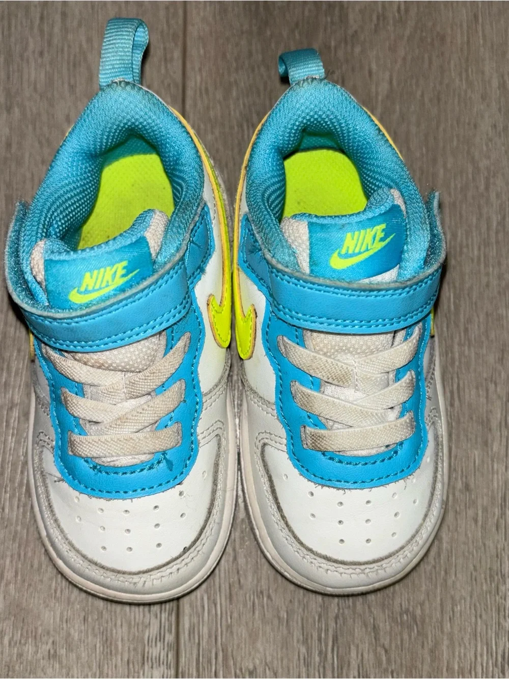 Nike classic kids